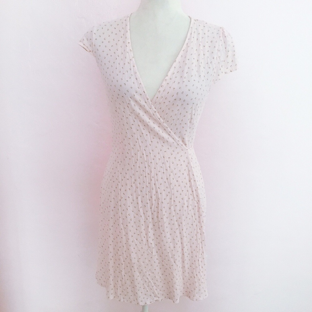 brandy melville pink floral robbie dress
